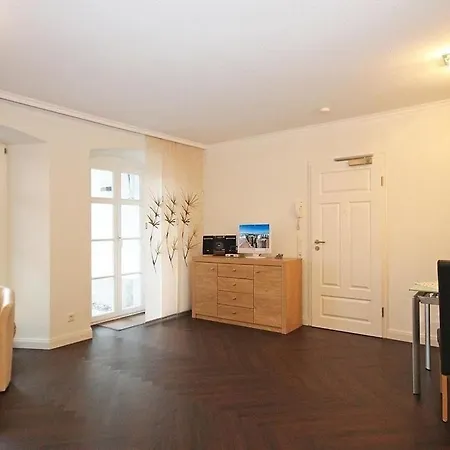 Jagdschloß Zu 2 * Hohen Niendorf