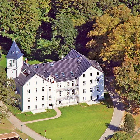 Apartment Jagdschloß Zu 2 *