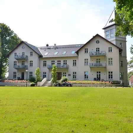 Jagdschloß Zu 2 Apartment Hohen Niendorf