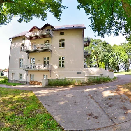 Apartment Jagdschloß Zu 2 Hohen Niendorf